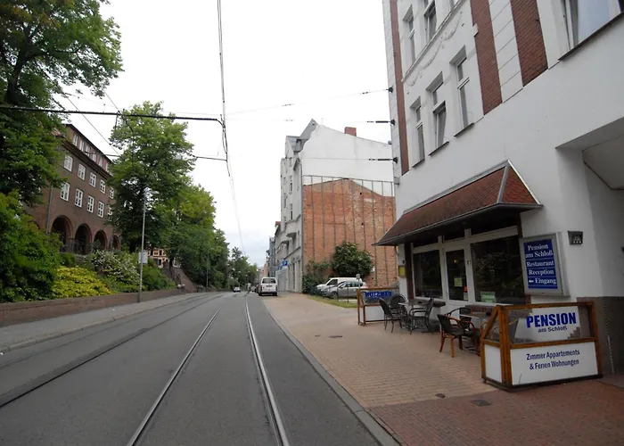 Am Schloss 105 * 슈베린